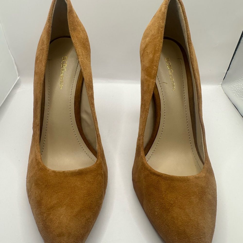 BCBG Generation Clarice-x Brown Suede Leather Pumps Size 8 - Picture 2 of 11